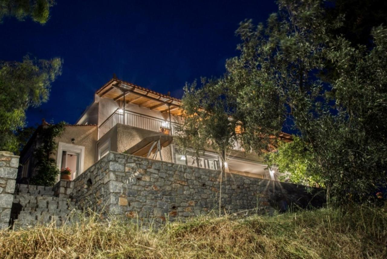 Olea Escape Villa In An Olive Estate Гитион Экстерьер фото